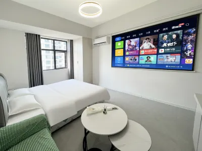 Don't ask about the return period·Light luxury cinema homestay (Zhengyang Plaza)