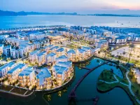 Oakwood Hạ Long Các khách sạn gần Valley Beach Club - beach