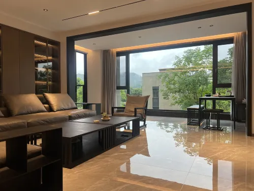 Xianju County Liuli Huajing Homestay