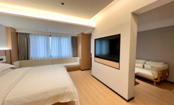 Huaiyuan West Bay Hotel