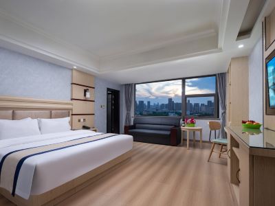 Yueyang Xinjia Business Hotel (Bazimen Yueyang East Railway Station)