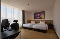IU Hotel (Xindaji Market Branch, Funing District, Qinhuangdao) Hotels near Zijin Mountain