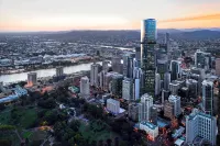 Brisbane Skytower by CLLIX Hotels near QUT The Cube