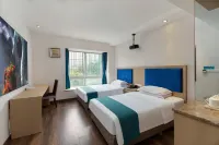 Xinzun Hotel (Leshan Station Jiaxing Road Food Street Store) - Balkon