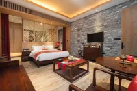 Overseas Chinese Town Phoenix Hakka Hotel (Gankeng Ancient Town Shop)
