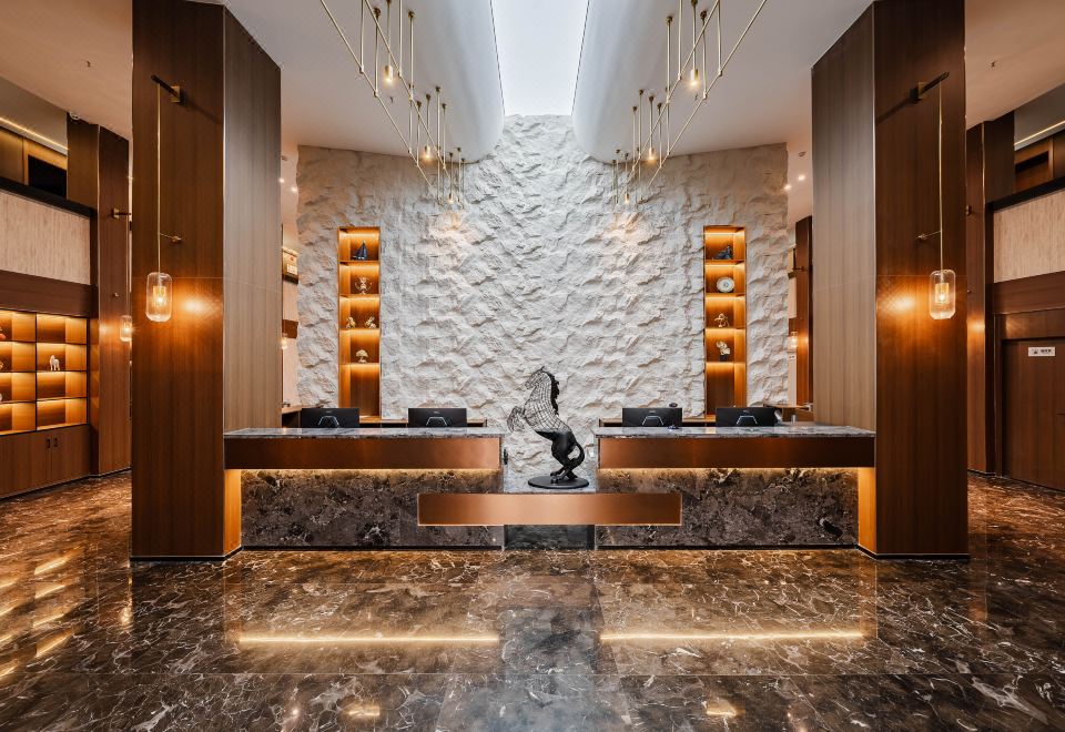 주자이거우 징위에 홀리데이 호텔의 세련된 외관