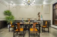 Qihua Luxury Hotel Hotels in Yanshan
