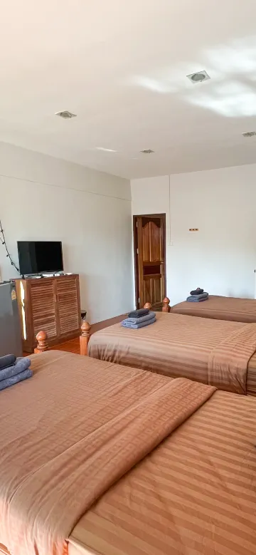 ห้องพักสำหรับสามท่าน พร้อมห้องน้ำส่วนตัว