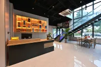Shanghai Pudong Longying Hotel (Shanghai International Resort) - Hot Springs