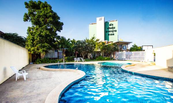 B2 Premier Hotel & Resort