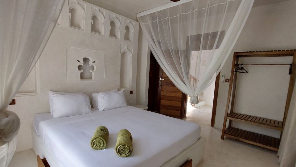 Al Mahali Villas