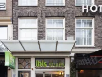 Ibis Styles Amsterdam Central Station Hoteles cerca de Mercado Noordermarkt