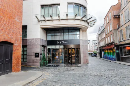 NYX Hotel Dublin Christchurch Отели рядом с достопримечательностью «Церковь Святого Аудоена»