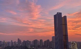 Emo Home Selected Service Apartment