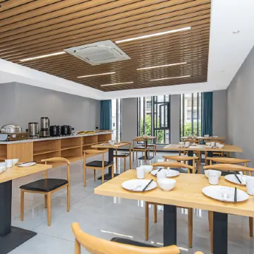 Star Hotel (Lingshan People's Hospital)