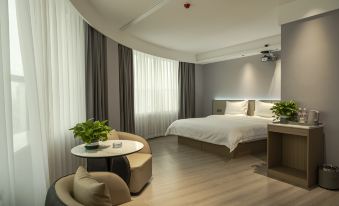 Heshui Fengyi Hotel