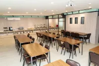 Hoya Resort Hotel Chiayi - breakfast