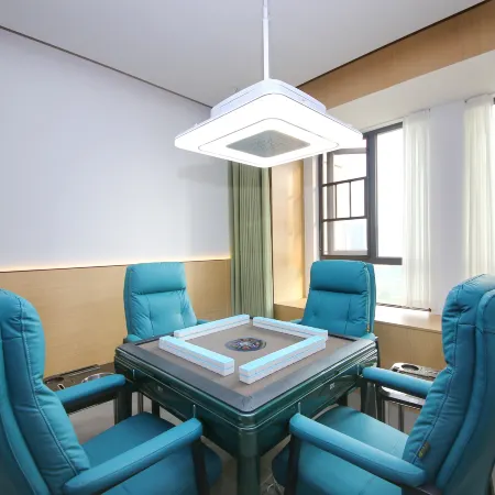 Wutong light luxury hotel (Yueyang high-speed rail station)