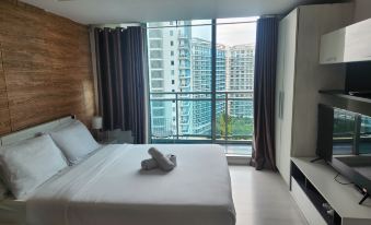 Azure Staycation Philippines by AMRS Near Manila International Airport