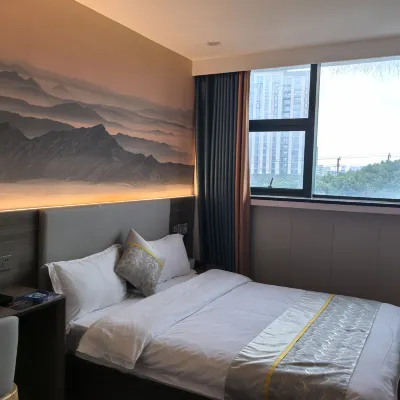 Beledoman Light Luxury Hotel Hotels near Huaqiao Railway Station