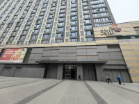 Yunduo Hotel (Wuhan Longhu Baishazhou Tianjie) Hotels near Yangsigang Yangtze River Bridge