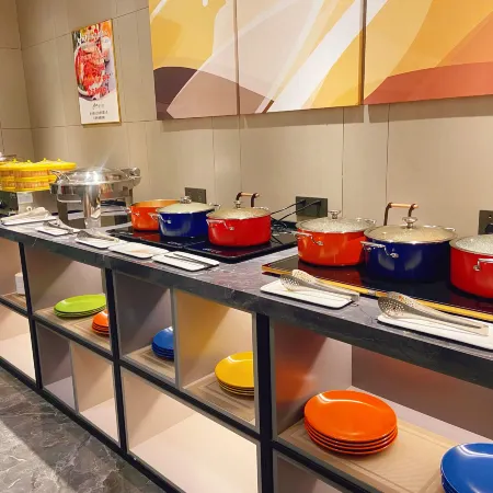 Homeinn Pebble Hotel (Dunhua Gourmet Street)