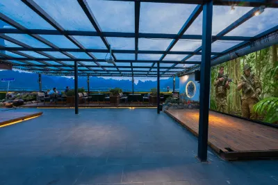Yishu Yihua Inn (zhangjiajie national forest park sentimental store) Hotels near The first bridge under the sun