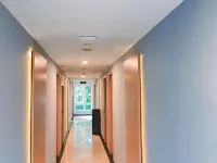 สตูดิโอ วัน ธามริน โฮเทล โรงแรมใกล้สถานีบีเอ็นไอ ซิตี้