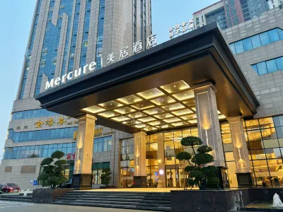 Mercure Anyang Downtown Hotel in zona James Mellon Menzies Former Residence