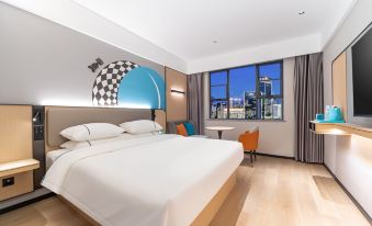 City Comfort Inn Hotel(Xiantao Land Tax Store)