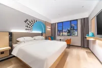 City Comfort Inn Hotel(Xiantao Land Tax Store) فنادق في شيانتاو