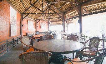 Taman Unique Hotel Senggigi
