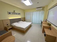 Langyuju Homestay (Zhuzhou Railway Station Central Plaza) - 2-Star
