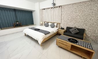 Mile Business Hotel (Guangqing Industrial Park)