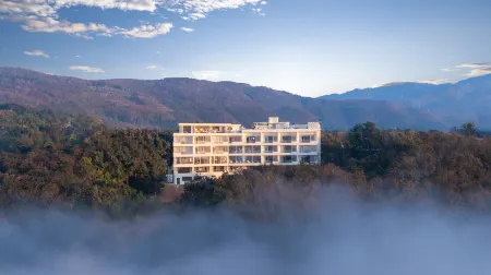 Muxu Wilderness Luxury Resort Hotel