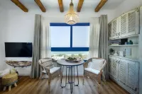 Authentic Beachfront Apartment by Sea N' Rent Hotel di Nahariya