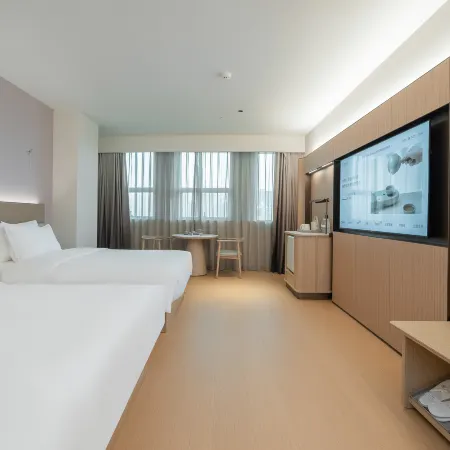 Quanji Hotel (Zhaoqing County Government Center Branch, Hezhou)