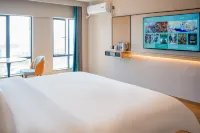 Roman City Hotel Hotel dekat Jingxian Tourism Station