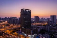 VX Hotel (Hefei Railway Station North Square Zhusi Beach Subway Station) Hotel a Hefei
