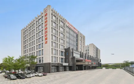 Vienna Sleep International Hotel (Shenzhen Bao'an International Airport) Отели рядом с достопримечательностью «Shenzhen Airport Fuyong Pier - Passenger Terminal»