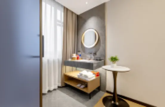 Yiwu Tianxing Fashion Hotel