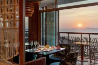 Centara Grand Mirage Beach Resort Pattaya - Luxury