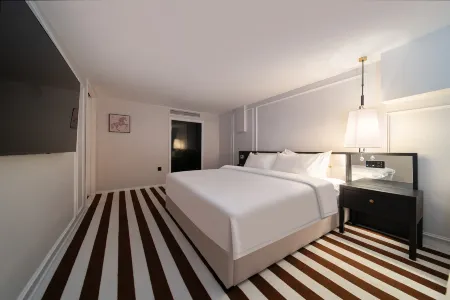 ROSE WINTER Homestay (Pingyang Aojiang Wanda Plaza Branch)