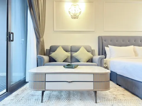 R&F Seine Region BY ANJU