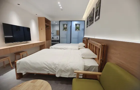 南河清泉|草原濕地風情山泉度假美宿（伊寧喀什鎮店）