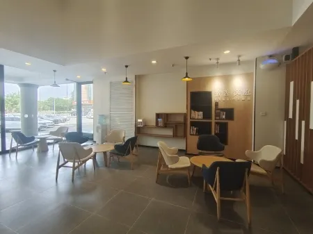 Hanting Hotel (Xi'an Yanliang Zhongfei) Отели рядом с достопримечательностью «Xi'an Aeronautical Polytechnic Institute»