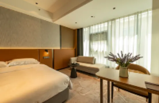 Mei Taibaishan Yijing Holiday Hot Spring Hotel Hotels in Mei County