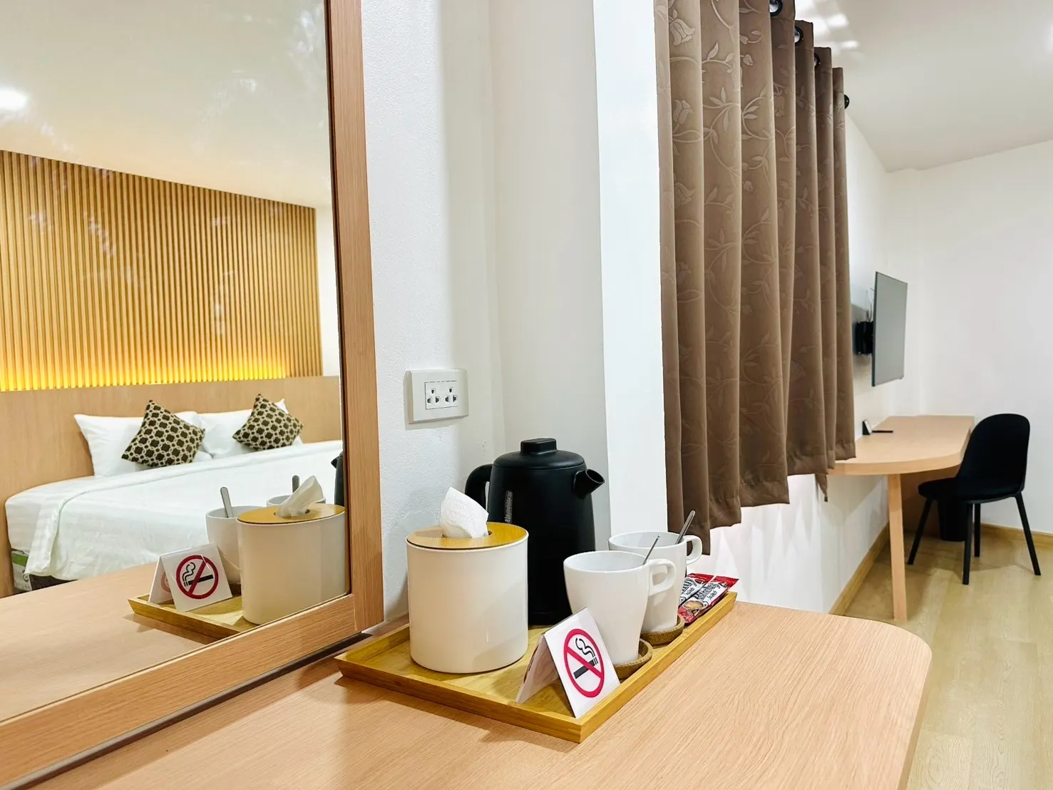 The Cozy 77 Zimmer Photos