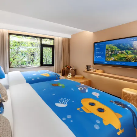 Zhenxiang Wangcheng Hotel (Guilin Two Rivers and Four Lakes East and West Alley Branch