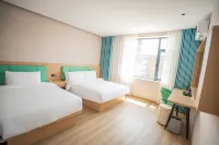 Ru Jia Yi Ju Hotel (Lishu No.1 Middle School)